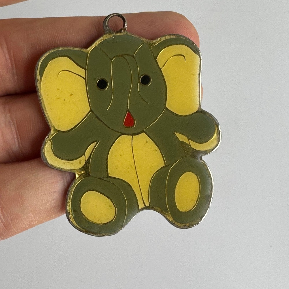 Vintage Enamel‎ Elephant Charm Pendant Taiwan Metal